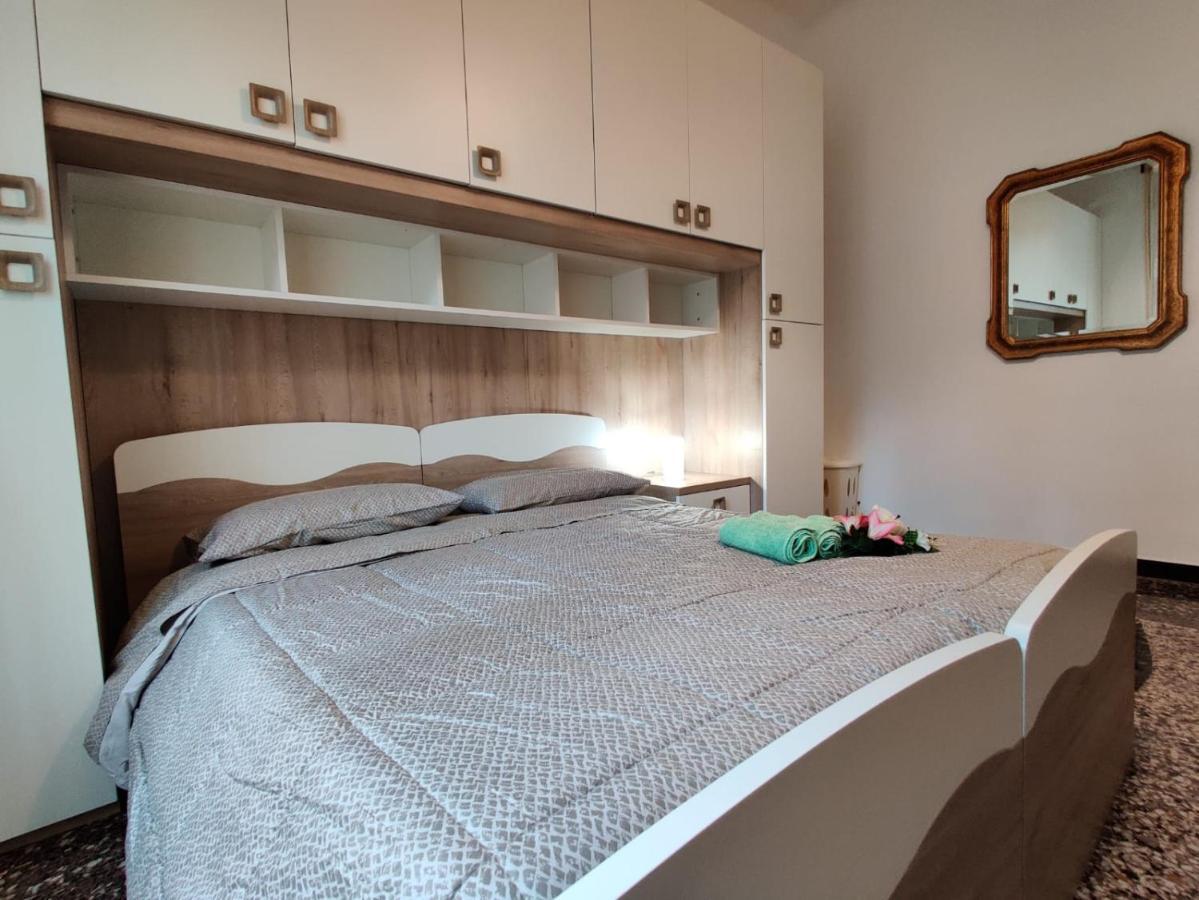 Wow Home - 175 Mq - Posteggio Privato - Davanti Porto Traghetti - Fino A 10 Posti Letto เจนัว ภายนอก รูปภาพ