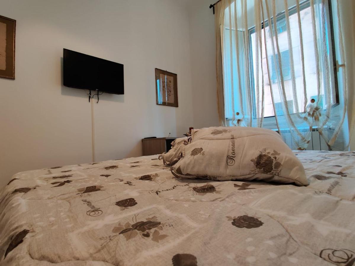 Wow Home - 175 Mq - Posteggio Privato - Davanti Porto Traghetti - Fino A 10 Posti Letto เจนัว ภายนอก รูปภาพ