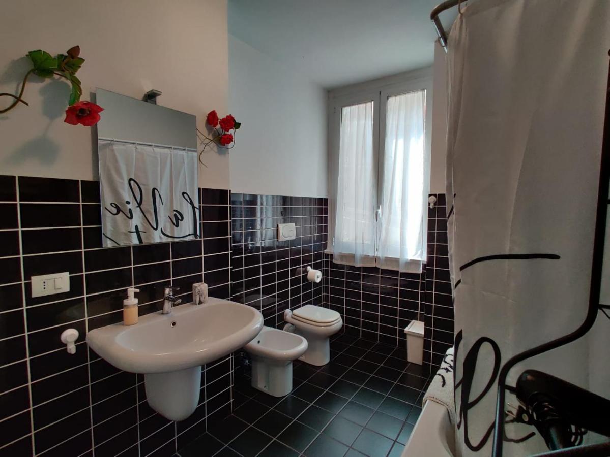 Wow Home - 175 Mq - Posteggio Privato - Davanti Porto Traghetti - Fino A 10 Posti Letto เจนัว ภายนอก รูปภาพ