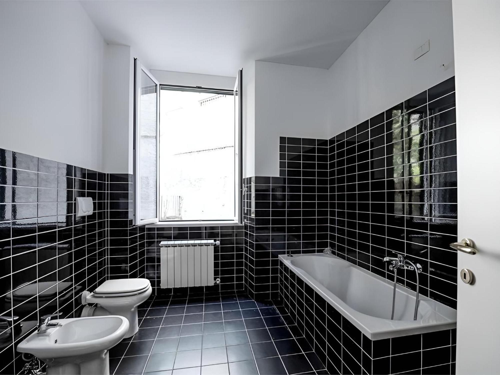 Wow Home - 175 Mq - Posteggio Privato - Davanti Porto Traghetti - Fino A 10 Posti Letto เจนัว ภายนอก รูปภาพ